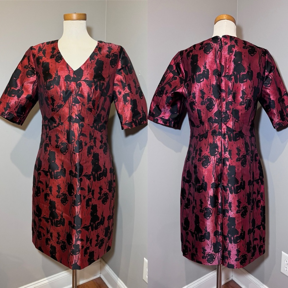 J PETERMAN Metallic V Neck Sheath Midi Dress w/ Floral Print RED-BLACK / SIZE 10